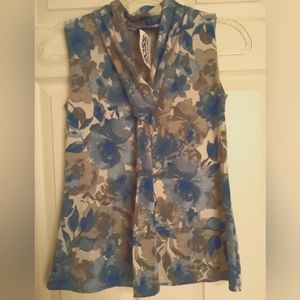 Women's  Sleeveless Blue and Gray Floral Print Top Size M